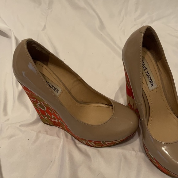Steve Madden wedge platform heels - Picture 2 of 5